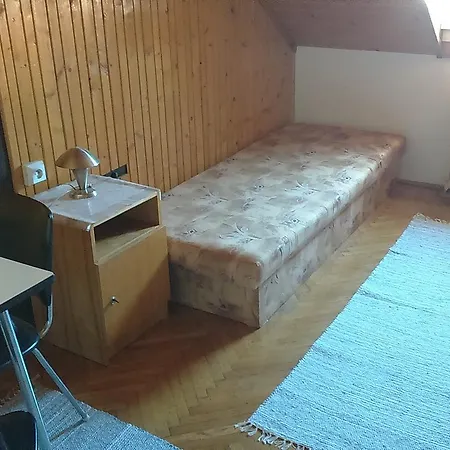 Ubytovanie Na Vrchu * Piest'any